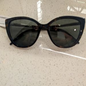BRAND NEW GENUINE YSL WOMENS CATEYE SUNGLASSES